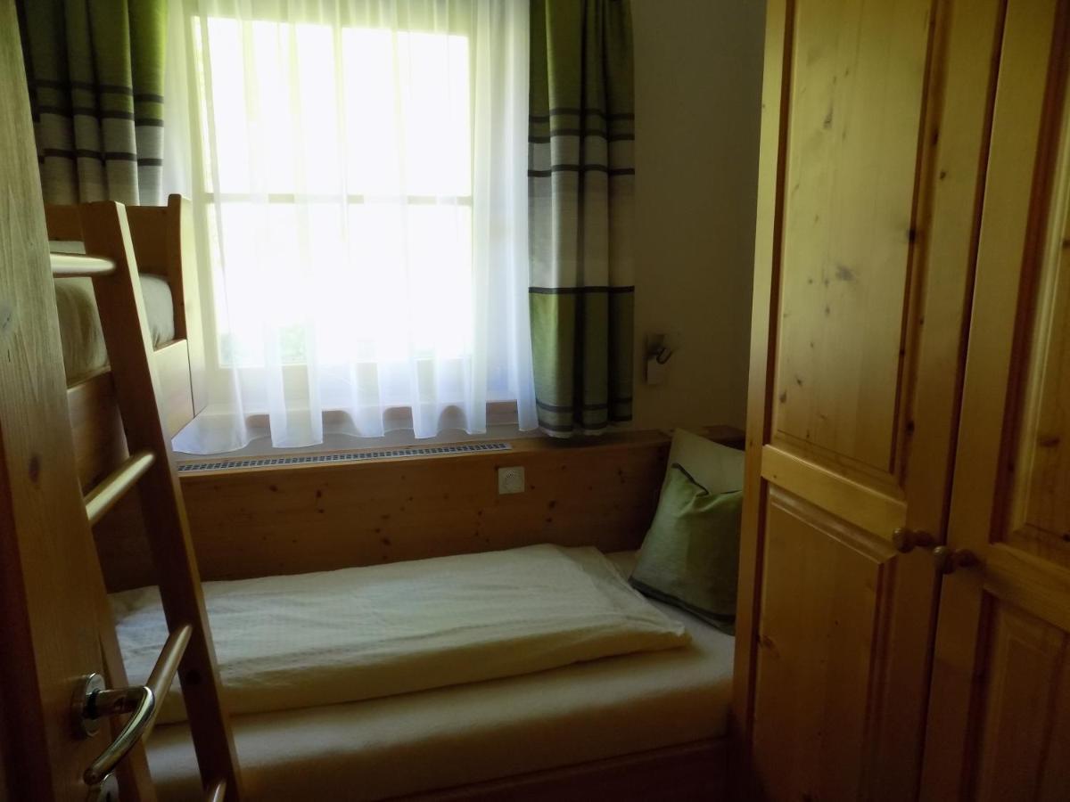 Appartements Obergollerhof Assling Exteriör bild