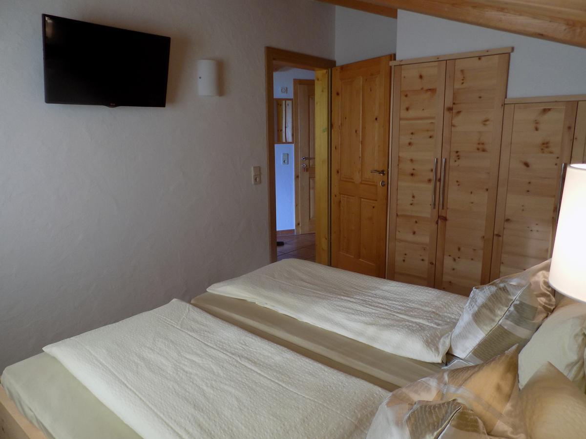 Appartements Obergollerhof Assling Exteriör bild