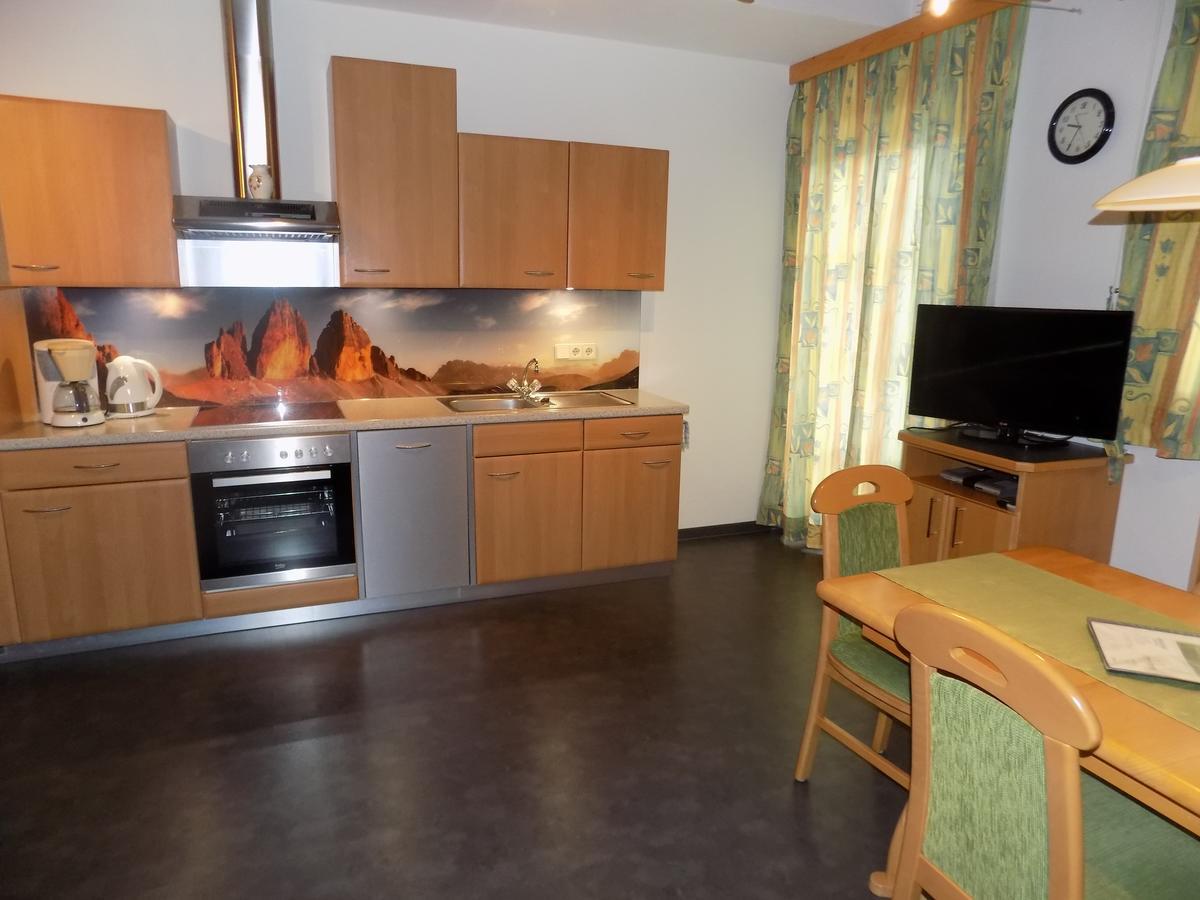 Appartements Obergollerhof Assling Exteriör bild